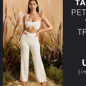 Oh polly white two piece set NEVER WORN (petite)